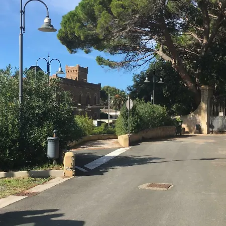 La Casa Di Clara Apt.1 Hébergement de vacances Castiglioncello