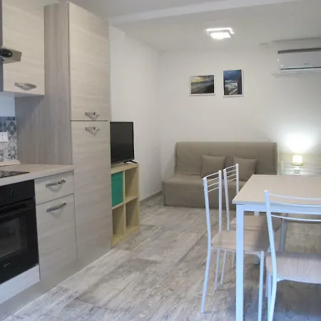 La Casa Di Clara Apt.1 Hébergement de vacances *