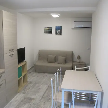 La Casa Di Clara Apt.1 Castiglioncello